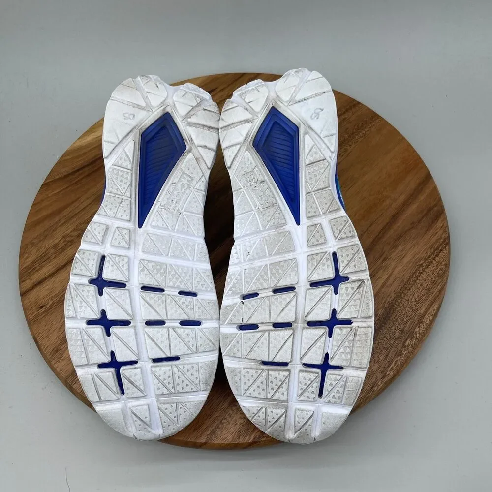 Hoka One One hoka one